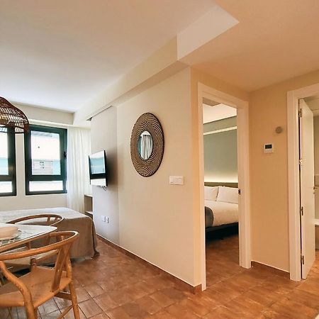 Apartamentos Las Ciencias B Valencia Exteriör bild