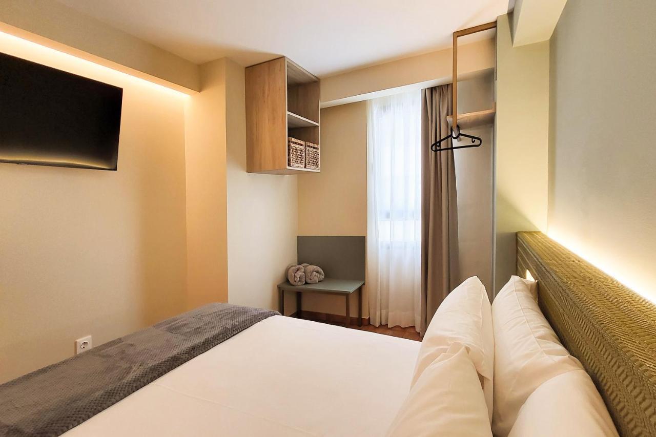 Apartamentos Las Ciencias B Valencia Exteriör bild